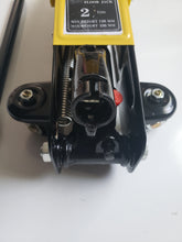 Load image into Gallery viewer, 2 Ton Mini T30 Portable Floor Jack Vehicle Car Garage Auto Small Hydraulic Lift
